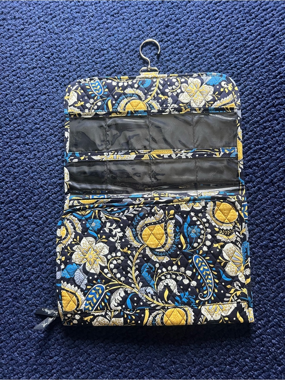 Vera Bradley - Keep it Up - Oraganizer - Picture 3 of 5